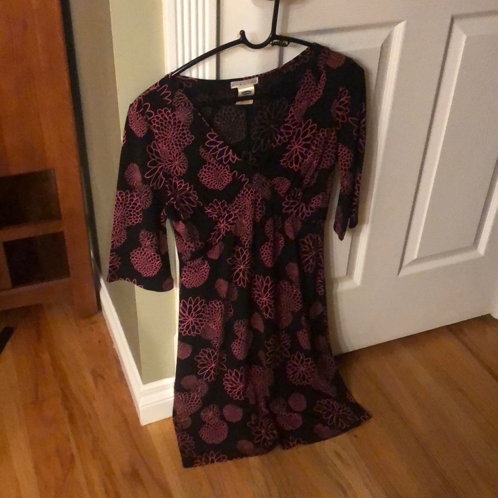 Old Navy Three Quarter Length sleeves Knee Length Dress